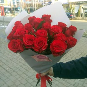 21 красная роза в Чернигове