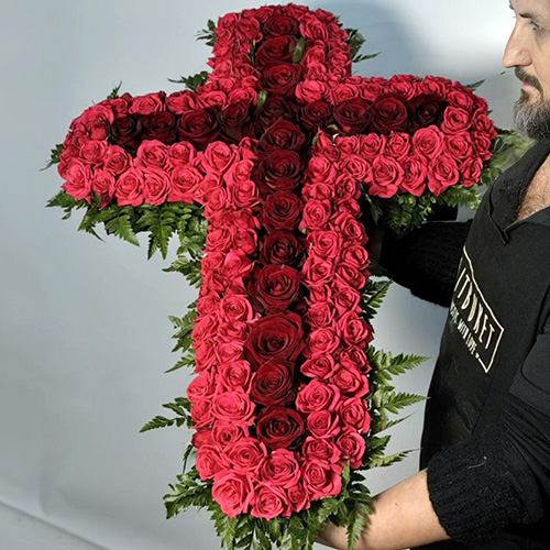 Фото товара Икебана "Алый крест" в Чернигове